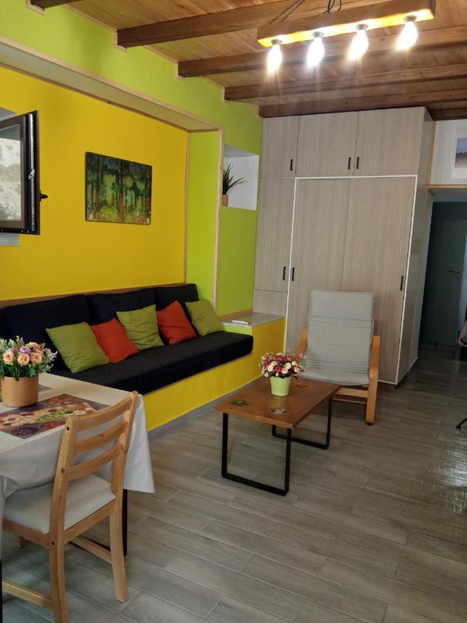 Gs Apartment Gythio Buitenkant foto