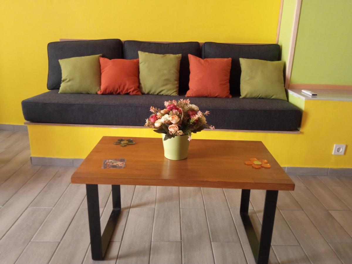 Gs Apartment Gythio Buitenkant foto